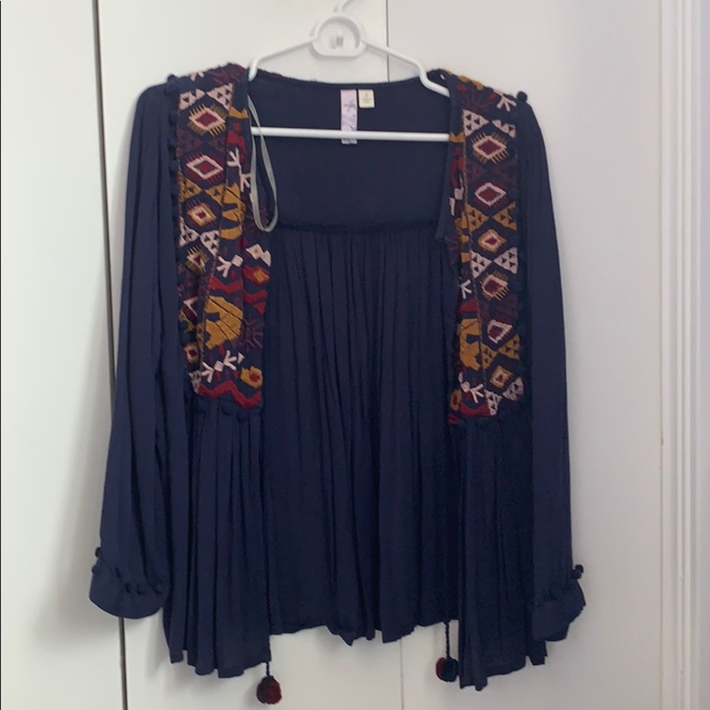 Long sleeve shirt